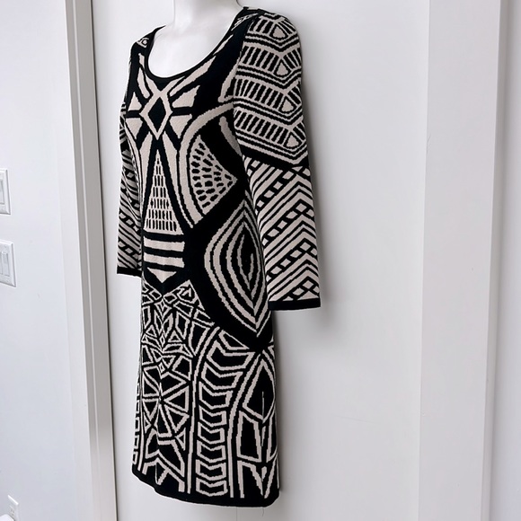 Art Deco Print Mini Sweater Dress - Picture 4 of 12